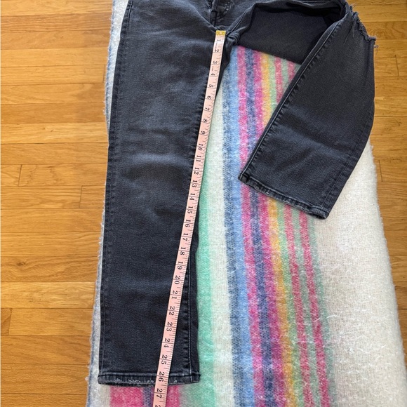 Levi’s Wedgie Straight - Picture 5 of 9